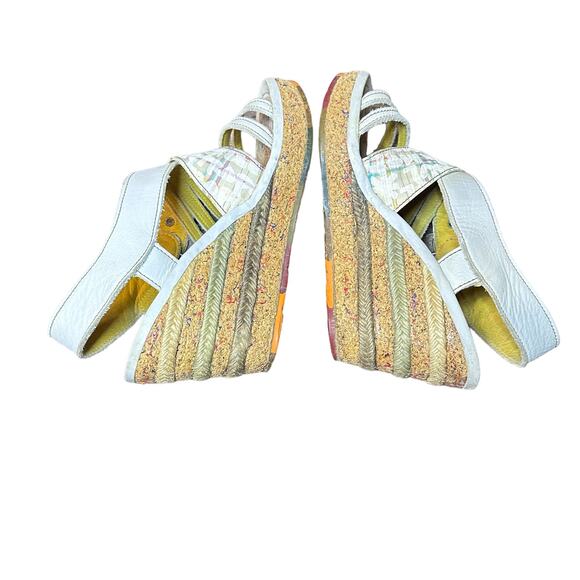 The Art Company Multicolor Graffiti Wedge Sandals - Size 7.5 - Picture 13 of 16